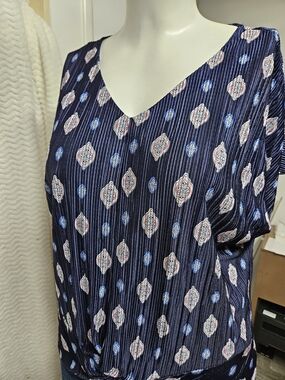Dana Buchman Navy V-Neck Printed Tank with Pink & Blue Accents